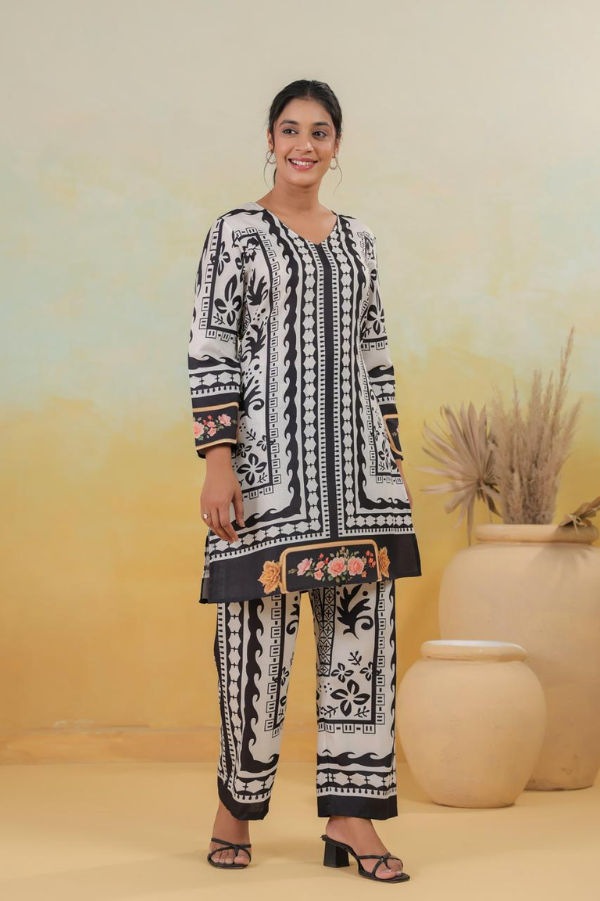 Trendy Womenâs Linen Co-Ord Set with Beautiful Black & White Floral Design - Nakh Clothing