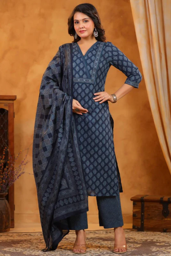 Womenâs Cotton Angrakha Set with Mirror & Sequin Work | 3-Piece Ethnic Wear - Nakh Clothing