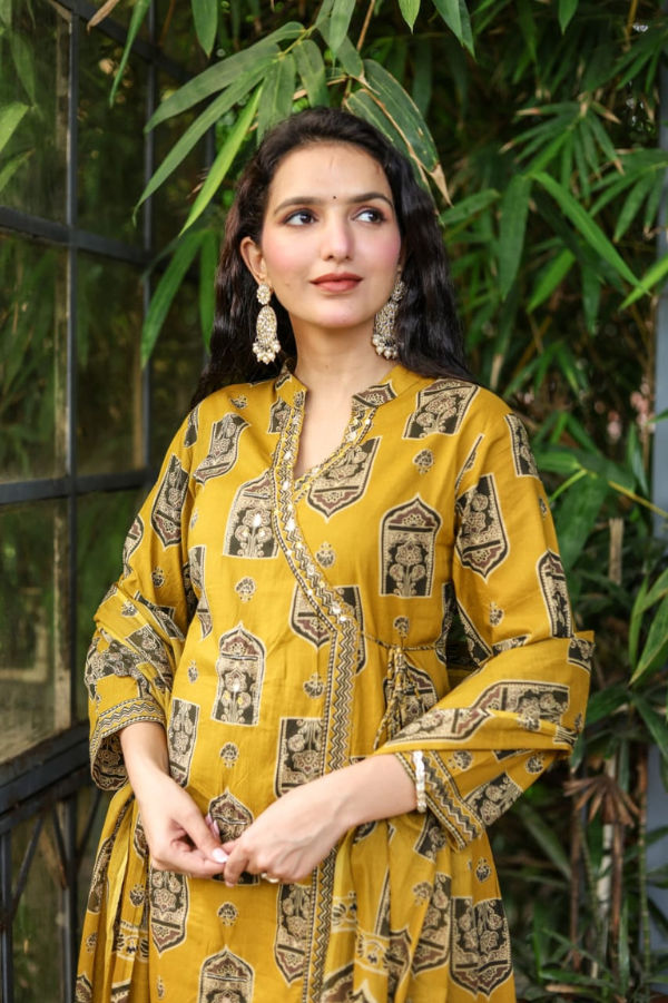 Handblock Print Cotton Kurta Set with Palazzo & Dupatta Elegant Traditional Wear