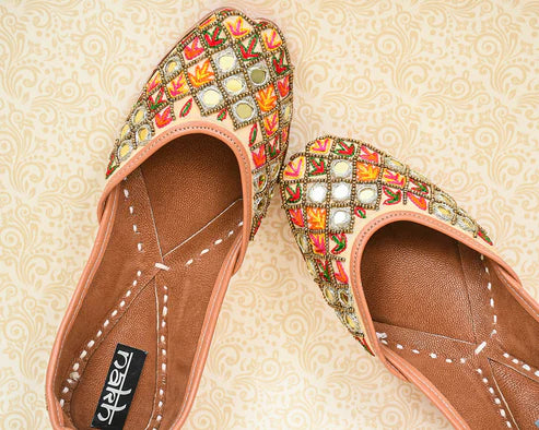 Women's Ethnic Traditional Jutti | Handcrafted Punjabi Footwear | Multi-Color Variants - Flat Mojari for Casual & Festive Wear - Nakh Clothing