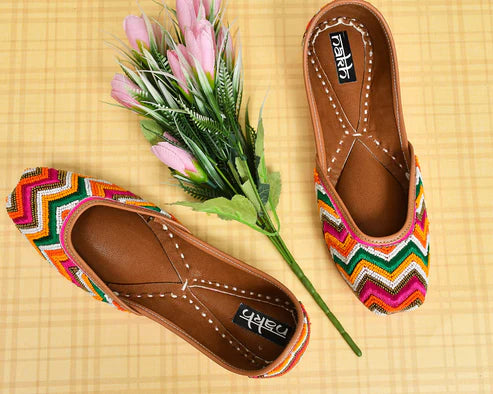 Women's Ethnic Traditional Jutti | Handcrafted Punjabi Footwear | Multi-Color Variants - Flat Mojari for Casual & Festive Wear - Nakh Clothing