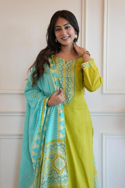 Green Cotton Slub 3-Piece Suit Set | Handwork Kurta with Printed Dupatta & Pants
