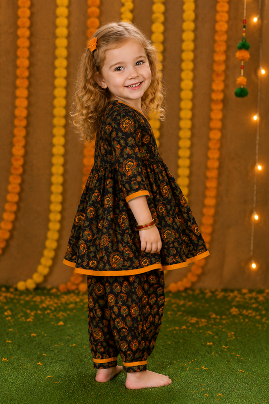 Girls Black Cotton Printed Kurta with Afgani Pants
