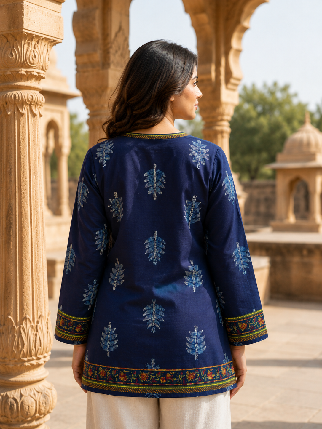 Blue Relax Fit Cotton Tunic with Leaf Print