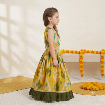 Girls Cotton Lehenga Choli Set in Yellow Print with Green Border