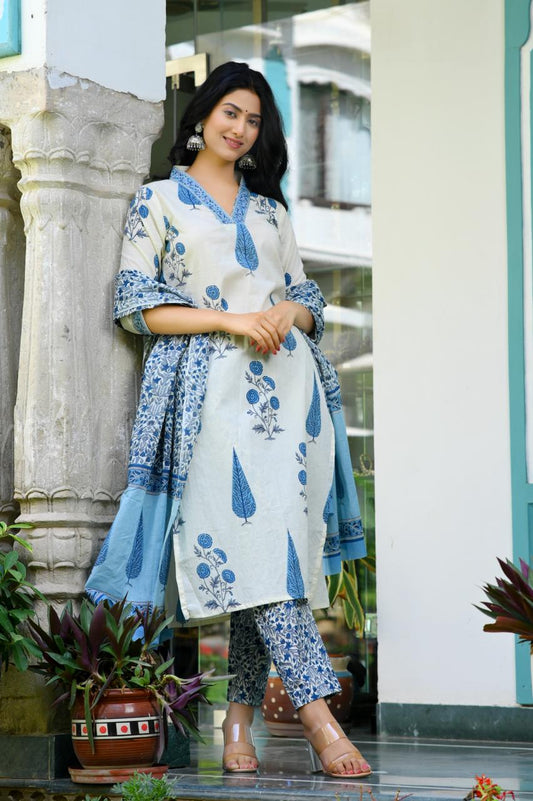 Elegant Pure Blue and White Cotton Suit Sets - Indo Lady Collection - Nakh Clothing