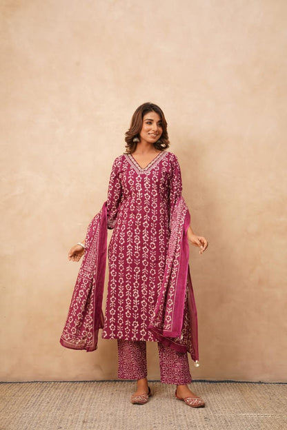 "Elegant Cotton Block Printed Zari Work Suit Set – A Timeless Statement Piece"