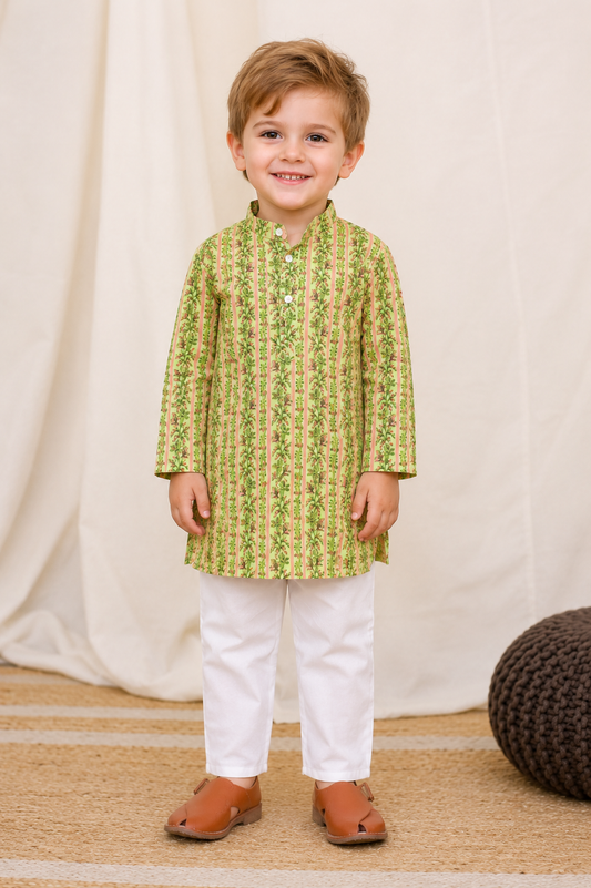 Boys Green Cotton Printed Kurta Pyjama Set