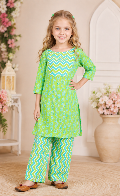 "Green Floral Kurti with Zigzag Print Pants – Girls Co-ord Set"