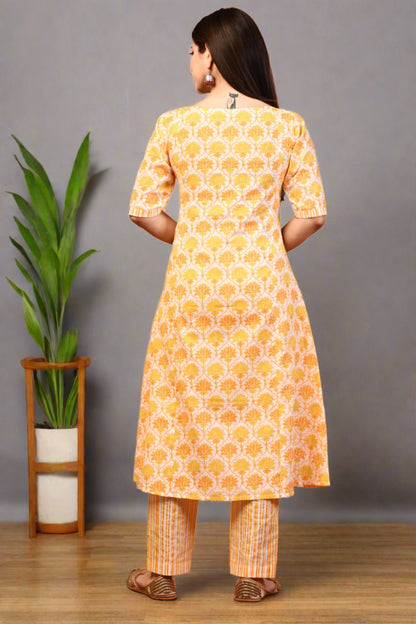 Women Yellow Floral Printed Pure Cotton Kurta Set